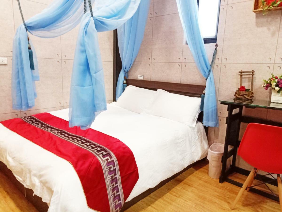 Woju Homestay Tainan Exterior foto